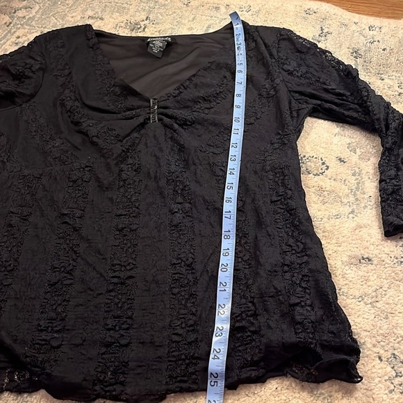 b.i.y.a.y.c.d.a. Black Ruched 3/4 Sleeve Lace and Sequined Blouse - Picture 13 of 13